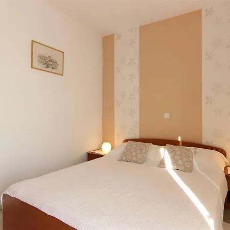 Pera Appartamento Hvar Town