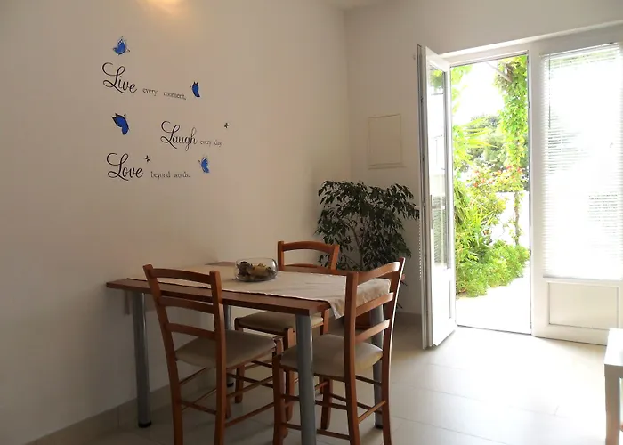 Pera شقة هفار