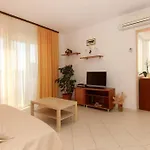 Pera Apartamento Hvar Town