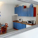Pera *
